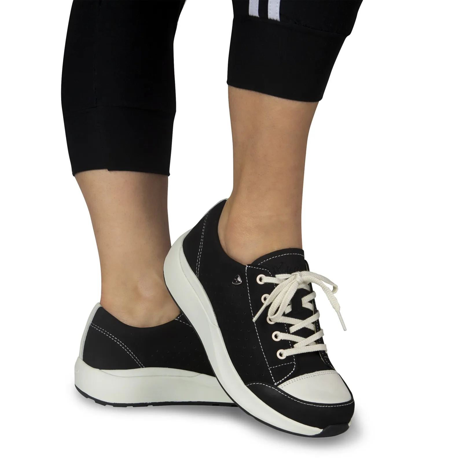 Xelero Heidi Walking Shoe (Women) - Black Ice
